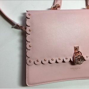 Ted Baker Scallop lock purse